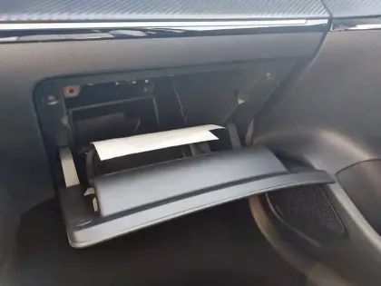 Photo 27 Peugeot 208  100 S&S BVM6