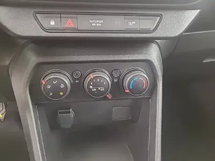 Photo 14 Dacia Sandero  SCe 65