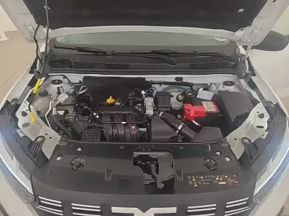 Photo 23 Dacia Sandero  SCe 65