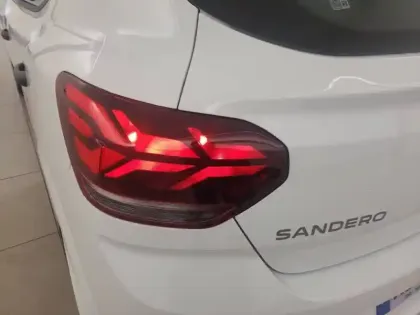 Photo 16 Dacia Sandero  SCe 65