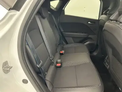 Photo 24 Renault Captur  E-Tech full hybrid 145 ch