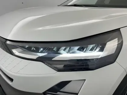 Photo 35 Renault Captur  E-Tech full hybrid 145 ch