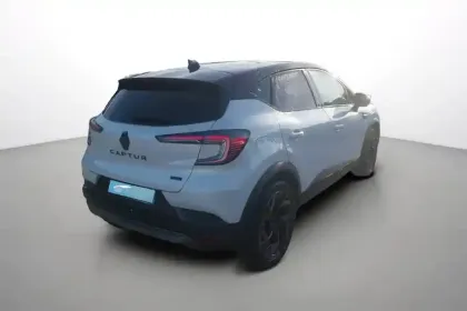 Photo 5 Renault Captur  E-Tech full hybrid 145 ch