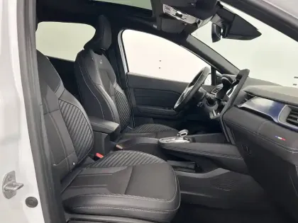 Photo 22 Renault Captur  E-Tech full hybrid 145 ch
