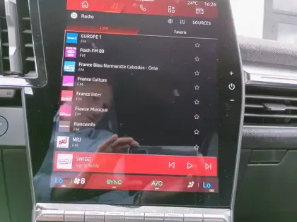 Photo 33 Renault Scenic  E-Tech électrique 220 ch grande autonomie