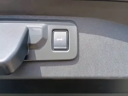 Photo 16 Renault Scenic  E-Tech électrique 220 ch grande autonomie