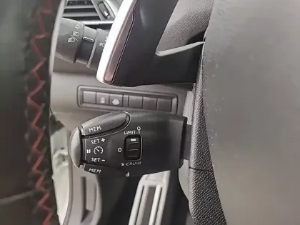 Photo 23 Peugeot 308  1.5 BlueHDi 130ch S&S EAT8