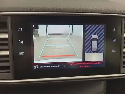 Photo 17 Peugeot 308  1.5 BlueHDi 130ch S&S EAT8