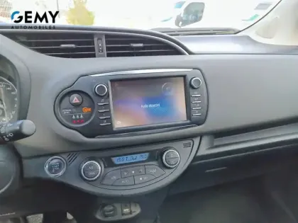 Photo 15 Toyota Yaris  110 VVT-i