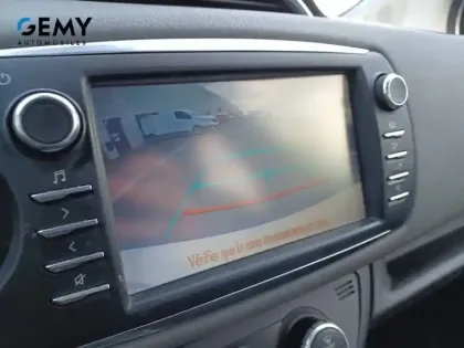 Photo 17 Toyota Yaris  110 VVT-i