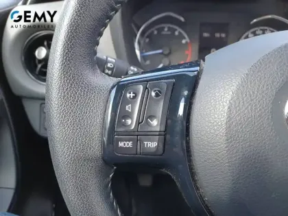 Photo 13 Toyota Yaris  110 VVT-i