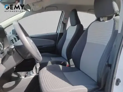 Photo 8 Toyota Yaris  110 VVT-i