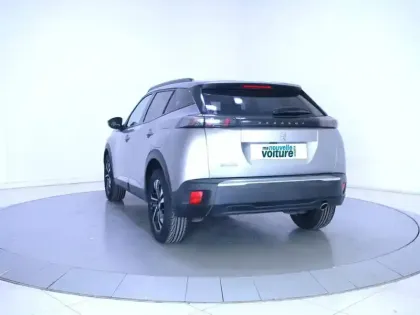 Photo 6 Peugeot 2008  BlueHDi 130 S&S EAT8