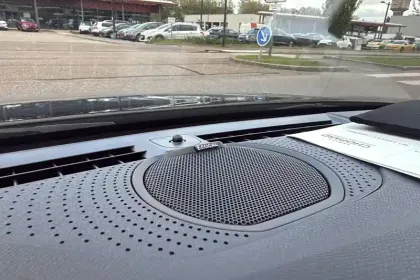 Photo 23 Peugeot 308  Plug-in Hybrid 195 ch e-DCS7