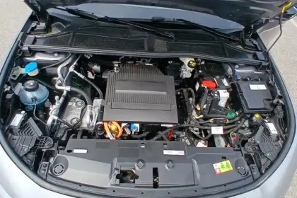 Photo 15 Peugeot 308  Electrique 54 kWh 156ch