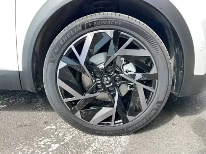 Photo 26 Renault Captur  E-Tech full hybrid 145 ch