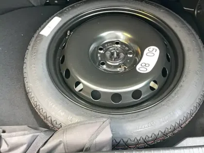 Photo 12 Renault Captur  E-Tech full hybrid 145 ch