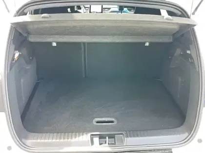 Photo 11 Renault Captur  E-Tech full hybrid 145 ch