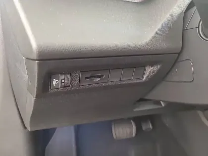 Photo 20 Peugeot 308  SW Hybrid 145 e-DCS6