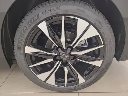 Photo 12 Peugeot 308  SW Hybrid 145 e-DCS6