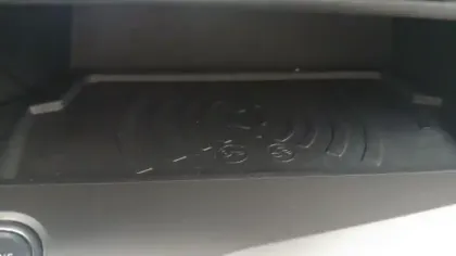 Photo 23 Peugeot 308  Electrique 54 kWh 156ch