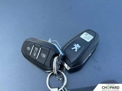 Photo 20 Peugeot 3008  Hybrid 225 e-EAT8