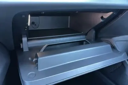 Photo 27 Peugeot 308  Electrique 54 kWh 156ch