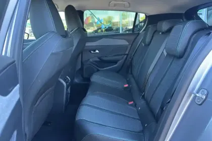 Photo 10 Peugeot 308  Electrique 54 kWh 156ch