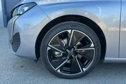 Photo 12 Peugeot 308  Electrique 54 kWh 156ch