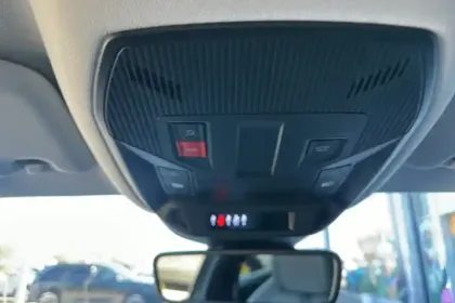 Photo 25 Peugeot 308  Electrique 54 kWh 156ch