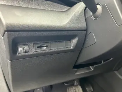 Photo 19 Peugeot 308  SW Hybrid 145 e-DCS6