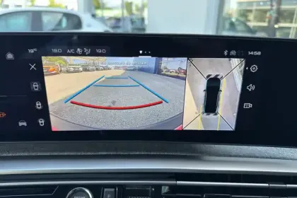 Photo 20 Peugeot 3008  Hybrid 145 e-DCS6