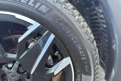 Photo 12 Peugeot 3008  Hybrid 145 e-DCS6