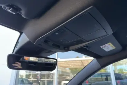 Photo 28 Peugeot 3008  Hybrid 145 e-DCS6