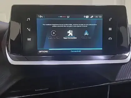 Photo 23 Peugeot 208  PureTech 75 S&S BVM5