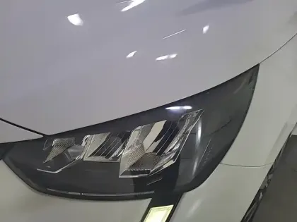 Photo 15 Peugeot 208  PureTech 75 S&S BVM5