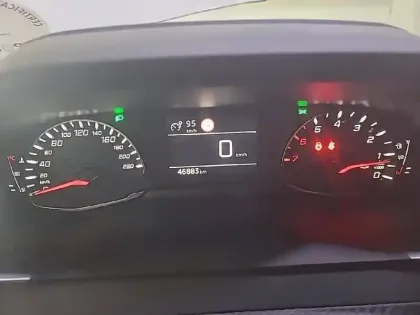 Photo 9 Peugeot 208  PureTech 75 S&S BVM5