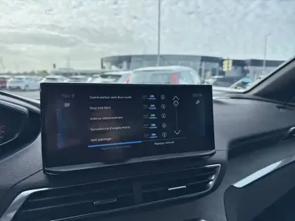 Photo 18 Peugeot 3008  BlueHDi 130ch S&S EAT8