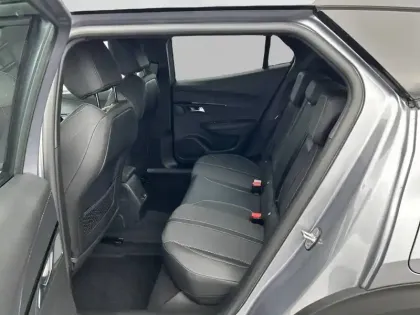 Photo 11 Peugeot 2008  Hybrid 145 e-DCS6