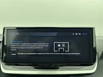 Photo 21 Peugeot 2008  Hybrid 145 e-DCS6