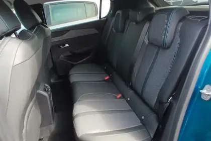 Photo 10 Peugeot 308  Hybrid 136 e-DCS6
