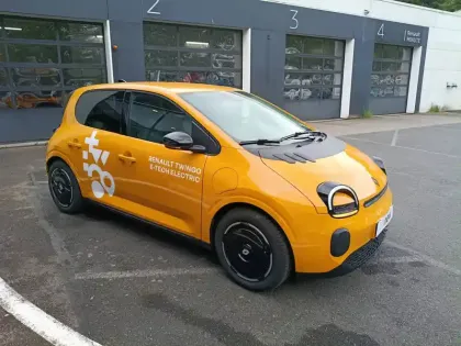 Photo 10 Renault Twingo  E-Tech Electrique 80 ch autonomie urbaine