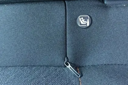 Photo 27 Peugeot 2008  Hybrid 136 e-DCS6
