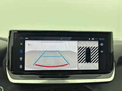 Photo 31 Peugeot 2008  Hybrid 145 e-DCS6