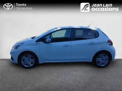 Photo 7 Peugeot 208  PureTech 82ch S&S BVM5 6.2 Evap