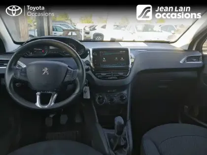 Photo 17 Peugeot 208  PureTech 82ch S&S BVM5 6.2 Evap