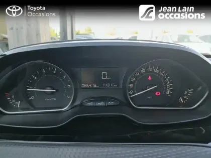 Photo 19 Peugeot 208  PureTech 82ch S&S BVM5 6.2 Evap