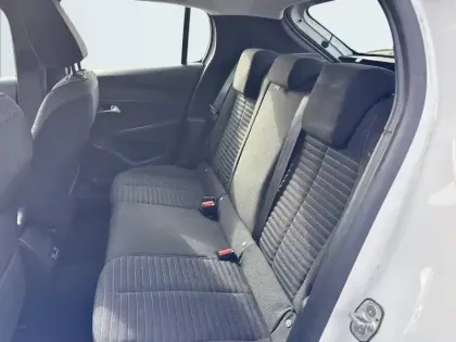 Photo 11 Peugeot 208  Electrique 50 kWh 136ch