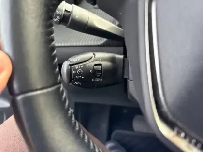 Photo 18 Peugeot 208  Electrique 50 kWh 136ch