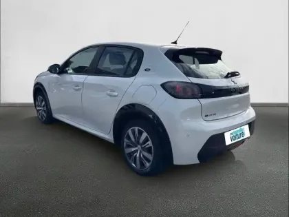 Photo 6 Peugeot 208  Electrique 50 kWh 136ch